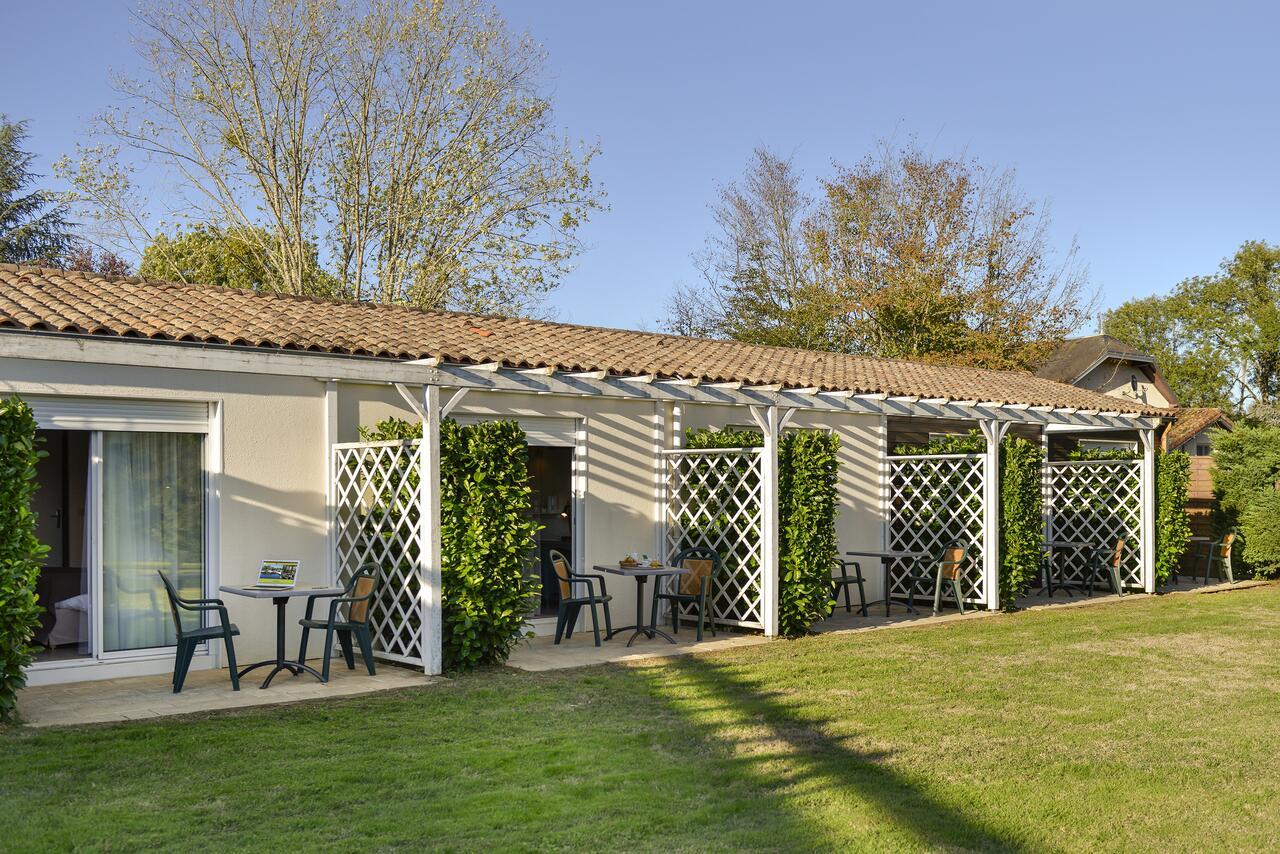 Logis Hotel Val De Vienne Le Vigeant 외부 사진